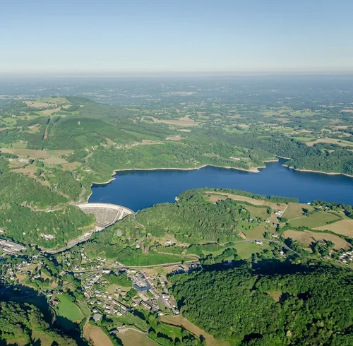 Retenue du Barrage de Bort-Les-Orgues