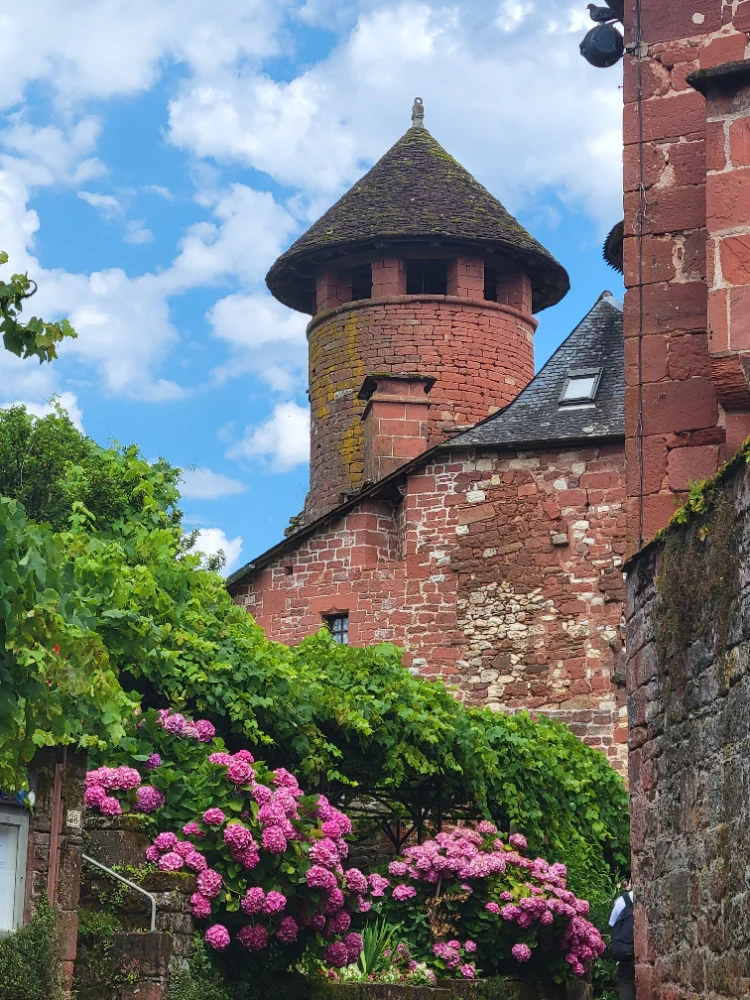 Collonges-la-Rouge