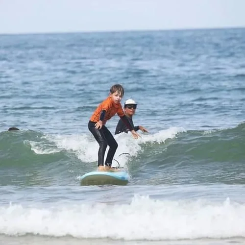Banana Surf School