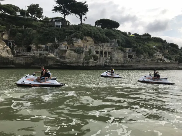 Jet Fly Evasion - Jet Ski