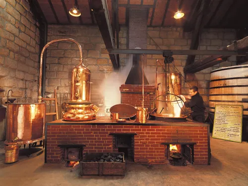 Denoix Maître Liquoriste Depuis 1839