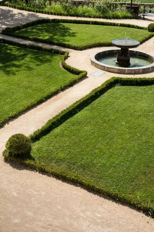 Les terrasses du château de Fumel