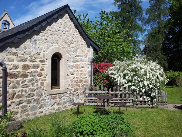 Arboretum du château de Neuvic d'Ussel