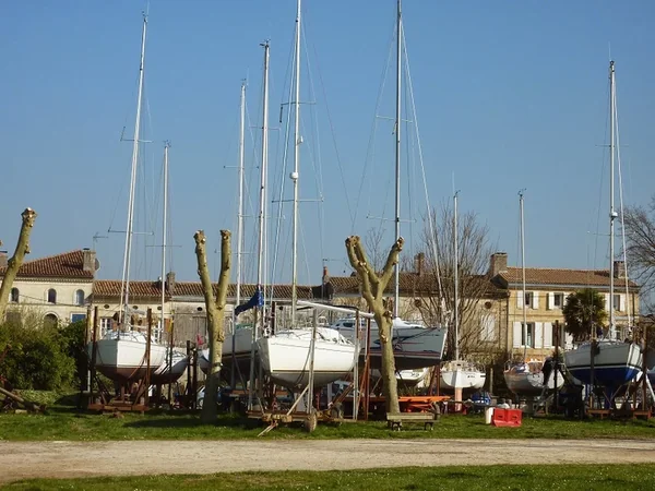 Port de Cavernes