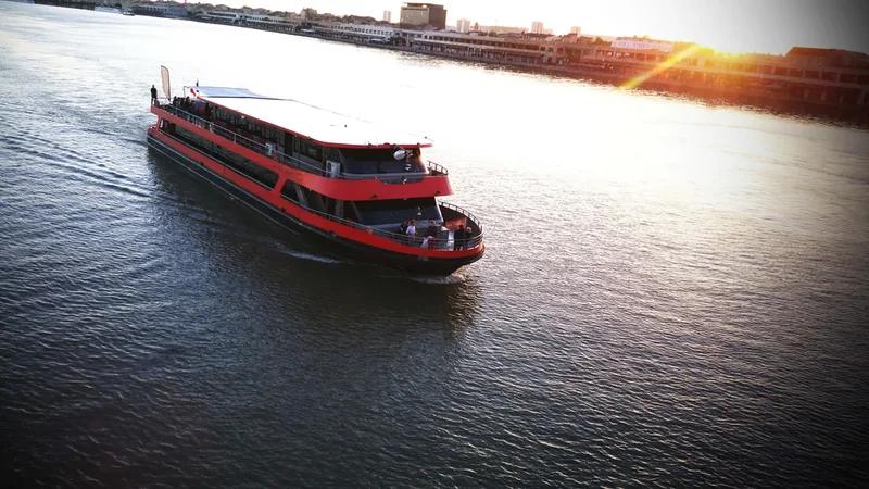 Les Bateaux Bordelais