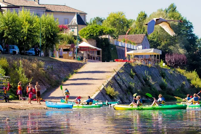Club de Canoë-Kayak de Pessac sur Dordogne - FJEP Canoë et Vélo