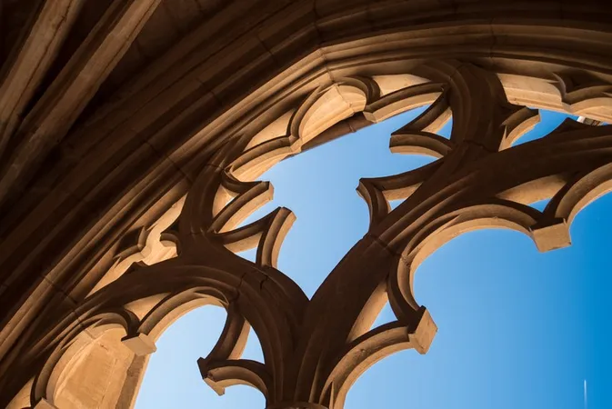 Cloître de Cadouin