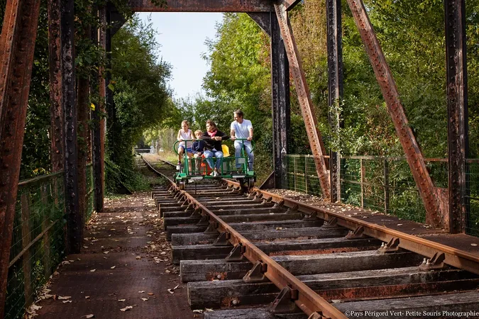 Vélorail du Périgord Vert