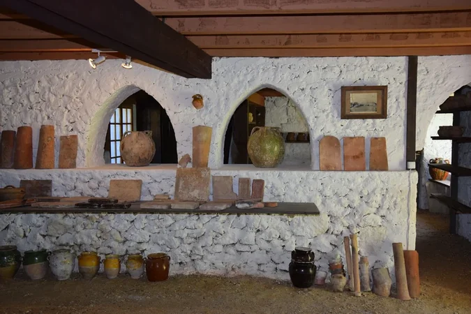 Poterie du Repaire au Château de Fratteau