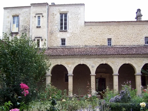 Abbaye Sainte-Marie du Rivet