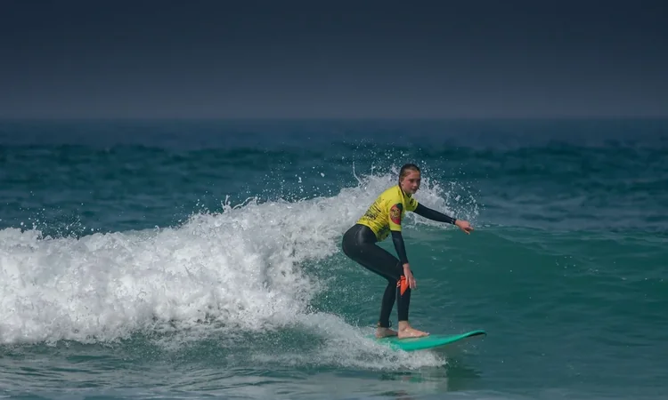 Magic Surf School