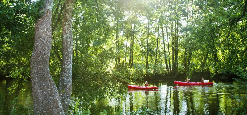 Canoës Limeuil