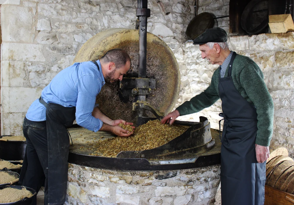 Moulin à Huile de Noix