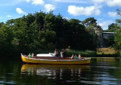 Robinson : balades en pinasse sur le lac de Lacanau