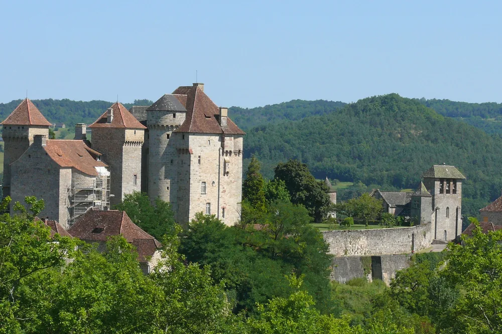 Curemonte — vue représentative (Wikimedia Commons)