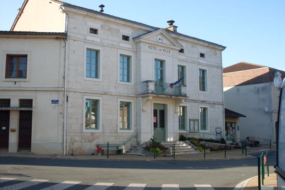 Saint-Pardoux-la-Rivière