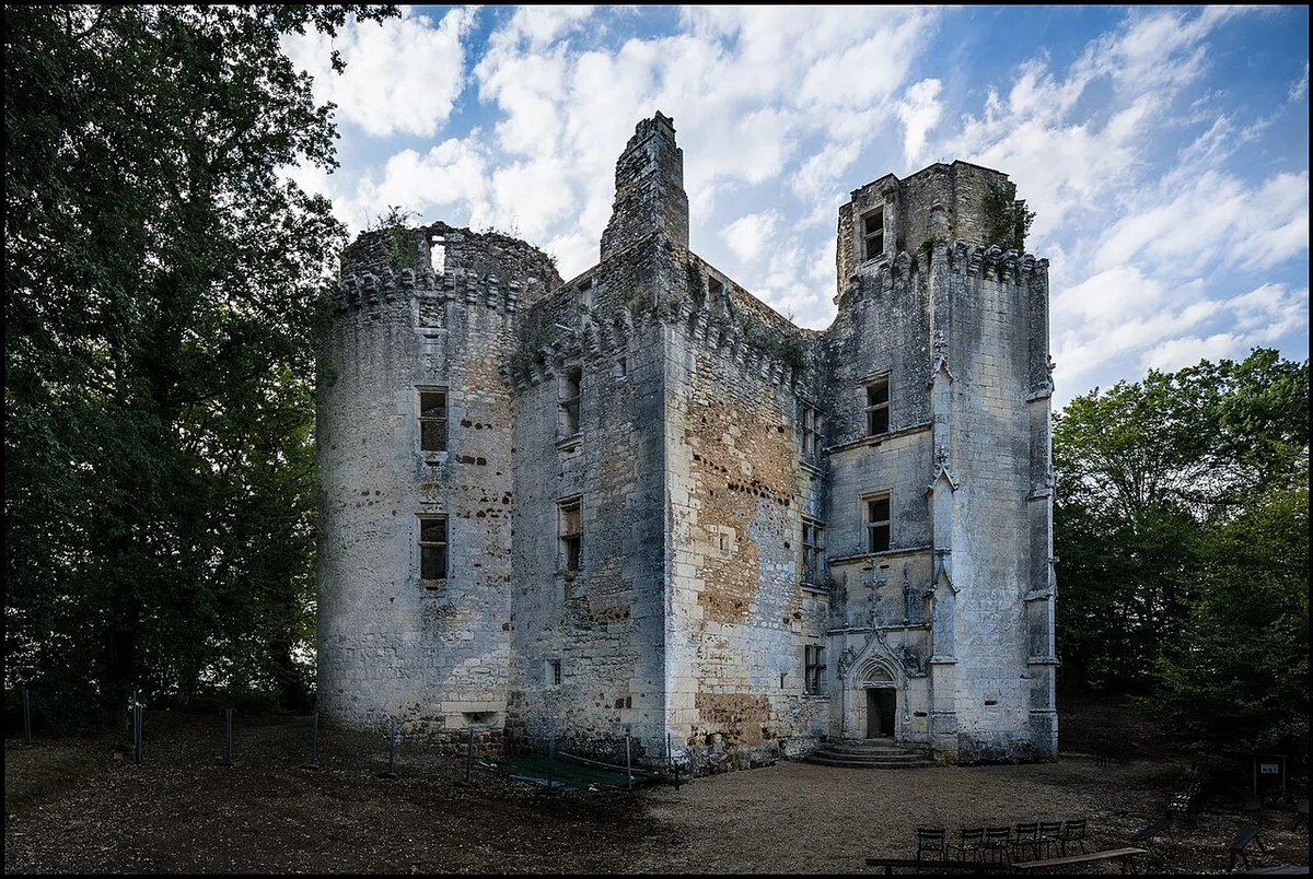 Château de l'Herm : voir renaître un monument